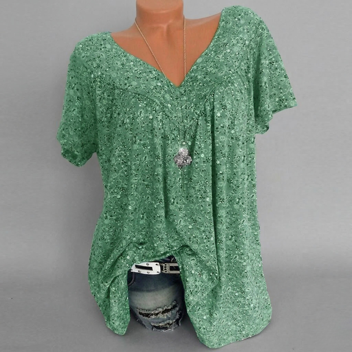 Anna & Julia® | T-shirt Flora z dekoltem V