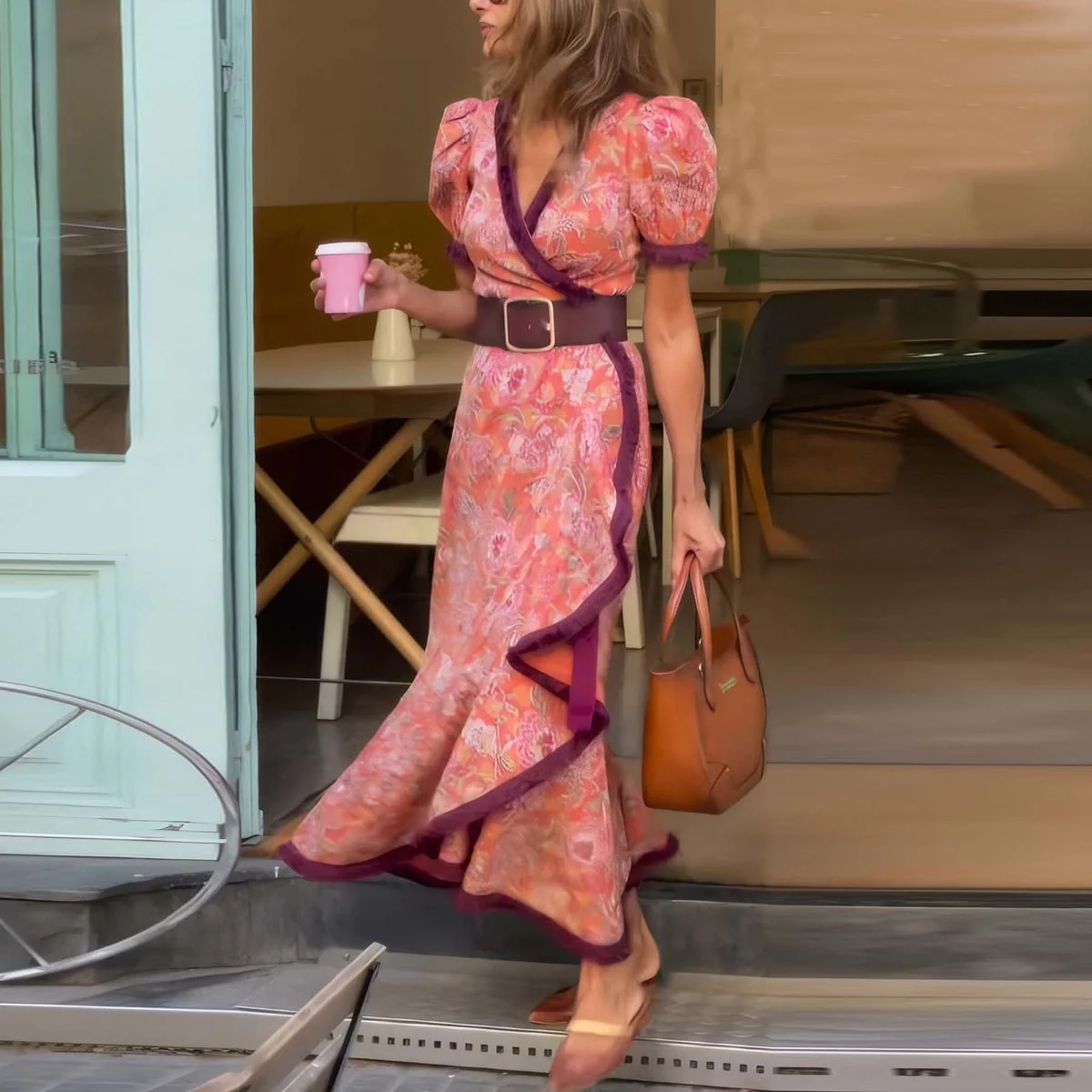 Anna & Julia® | Elegancka różowa sukienka maxi z krótkimi rękawami