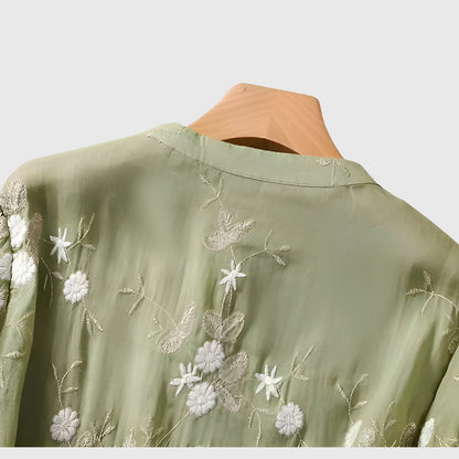 Anna & Julia® | Nellie Elegancki top z haftowanymi kwiatami