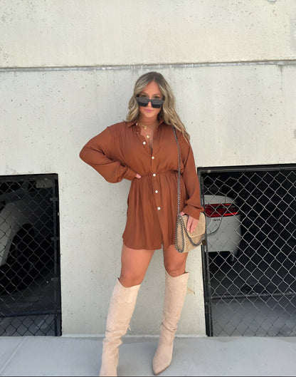 Anna & Julia® | Modna satynowa sukienka-kombinezon
