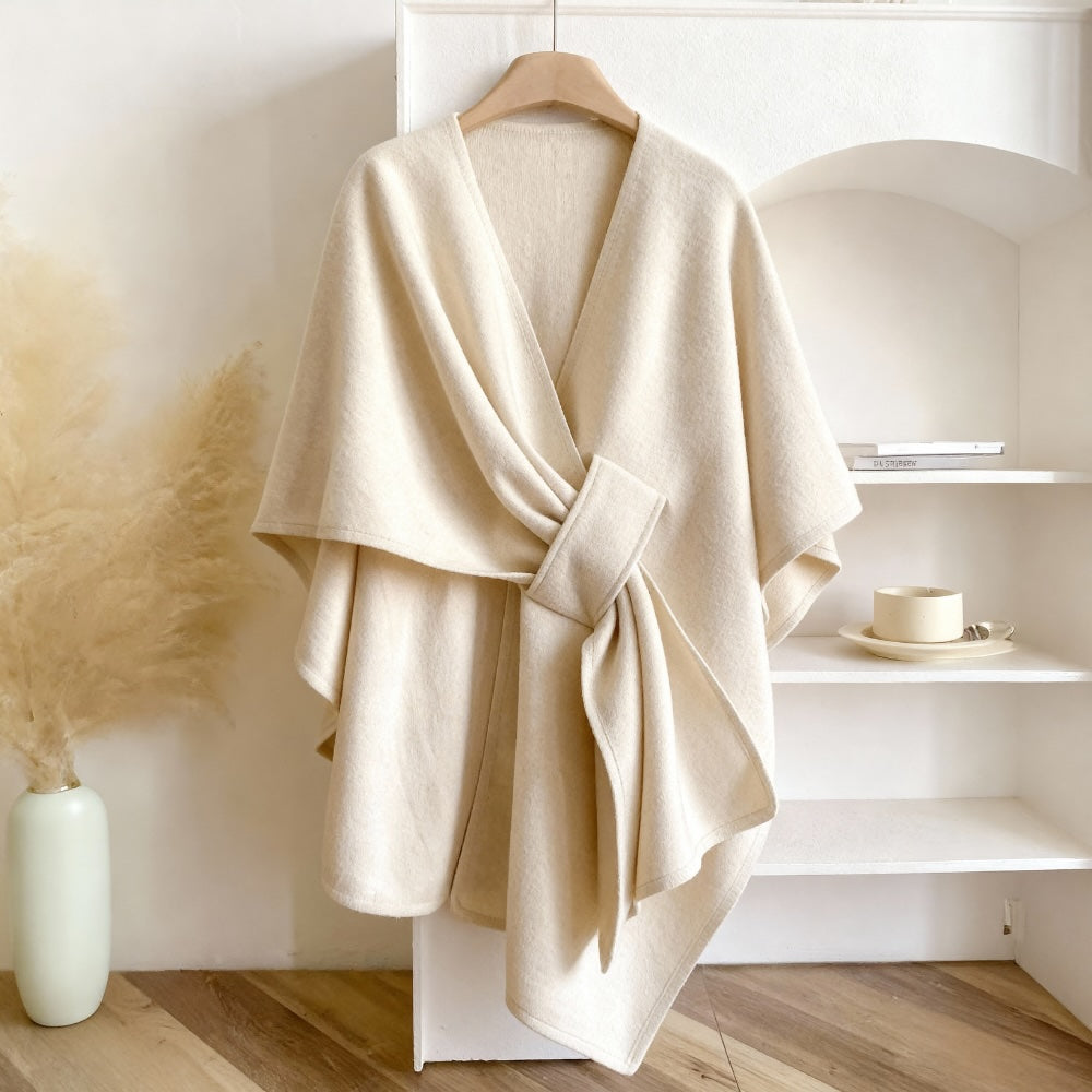 Anna & Julia® | Poncho z frędzlami
