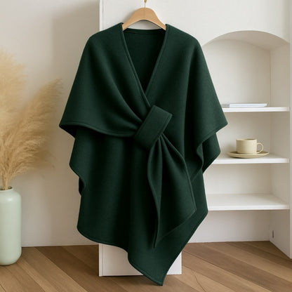 Anna & Julia® | Poncho z frędzlami