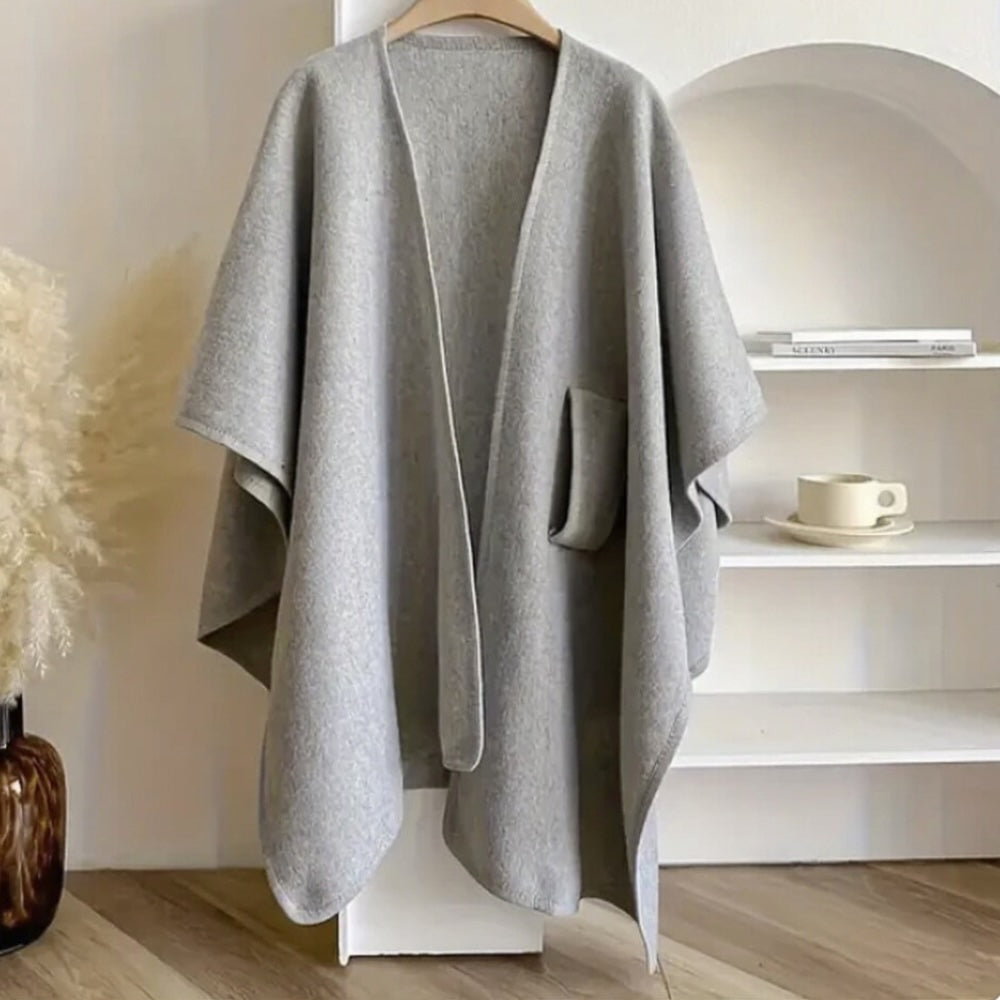 Anna & Julia® | Poncho z frędzlami