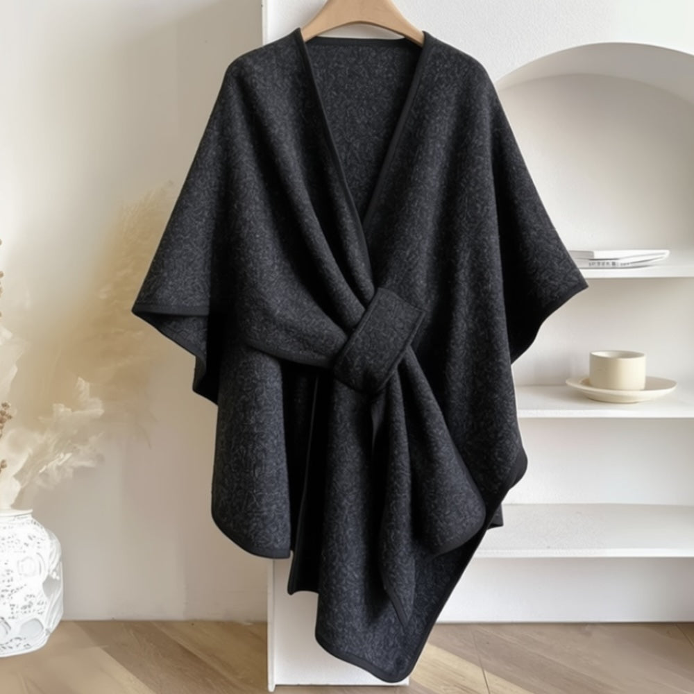 Anna & Julia® | Poncho z frędzlami