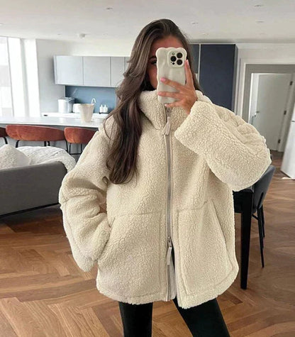 Anna & Julia® | Kamizelka z polaru teddy
