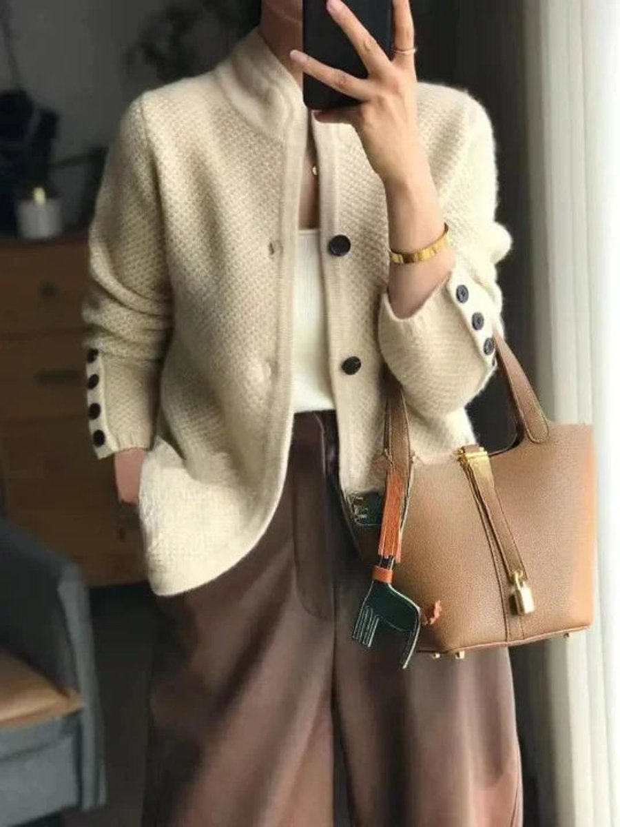 Anna & Julia® | Kardigan z ozdobnymi guzikami